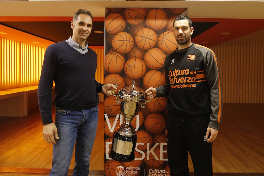 Fotos de la presentación del “Trofeo al Esfuerzo” en su sexta edición