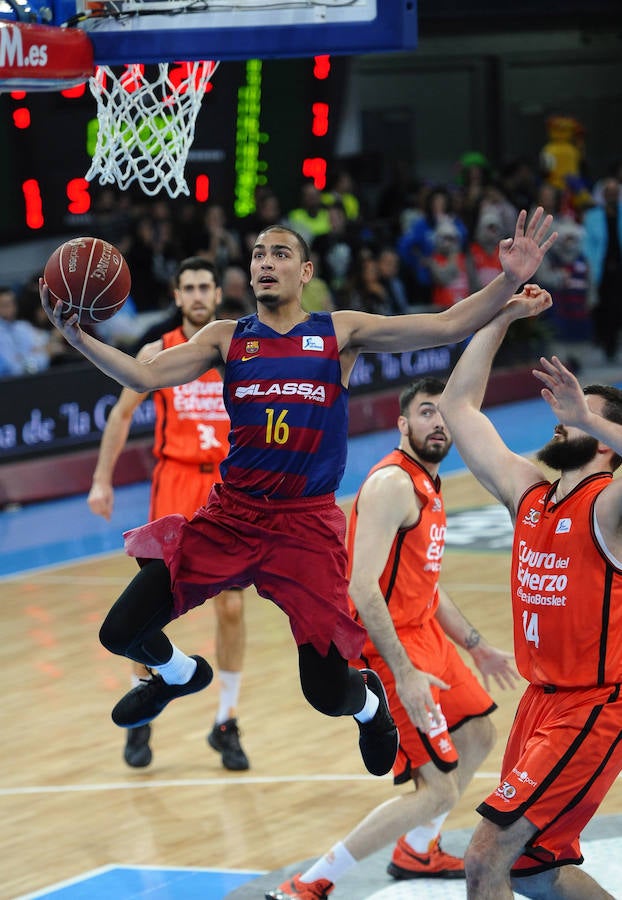 Fotos de la semifinal de Copa del Rey disputado entre el Barcelona y el Valencia Basket