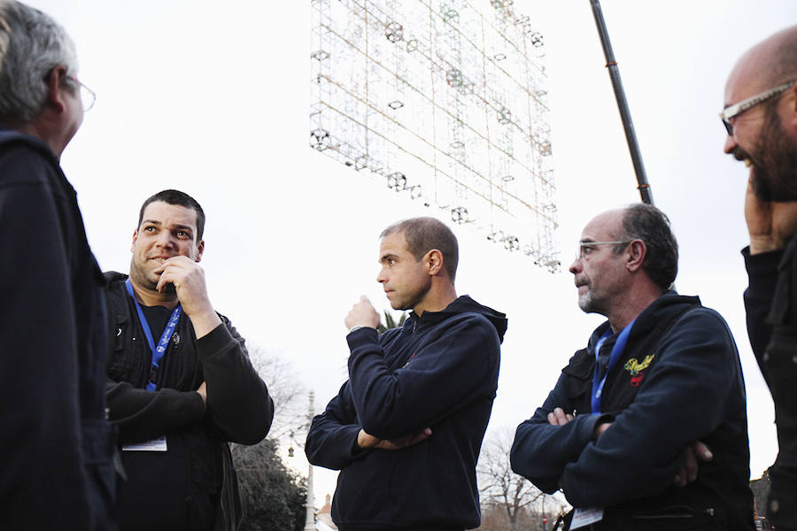 Fotos de la mascletà vertical &#039;Amstel Nit de l&#039;Espolín&#039;