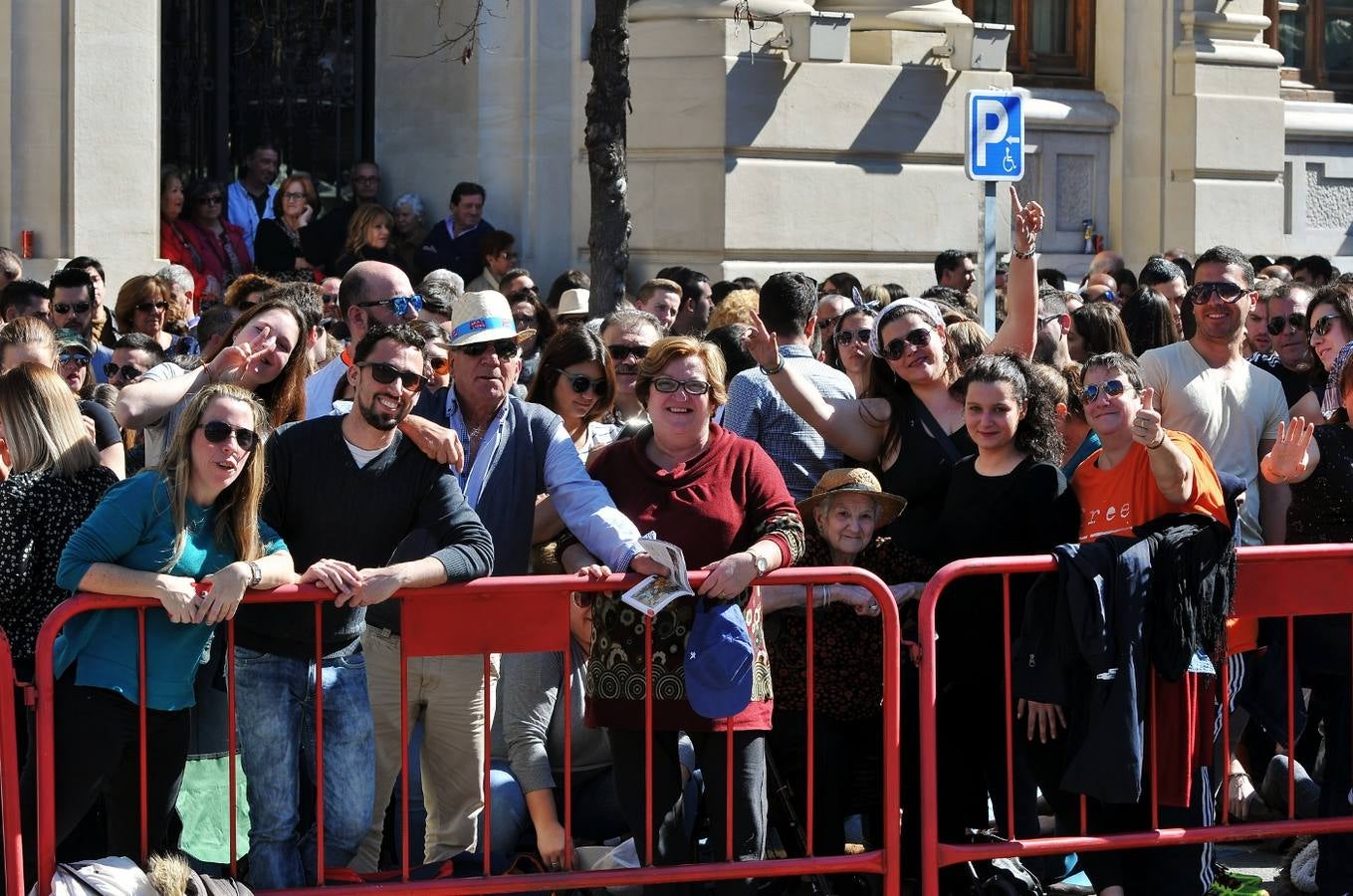 Fallas 2017 | Búscate en la mascletà del 1 de marzo