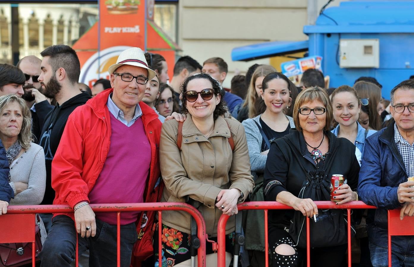 Fallas 2017 | Búscate en la mascletà del 1 de marzo