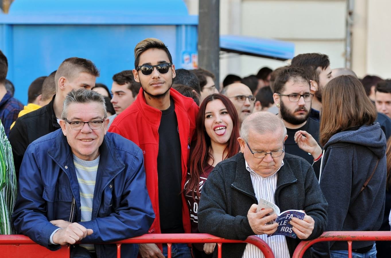 Fallas 2017 | Búscate en la mascletà del 1 de marzo