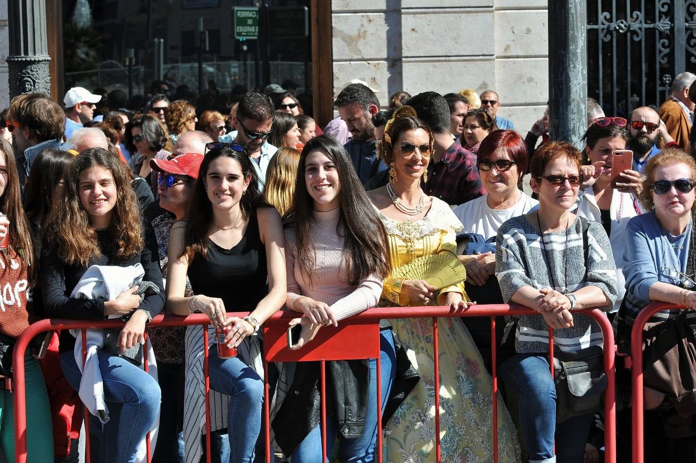 Fallas 2017 | Búscate en la mascletà del 1 de marzo