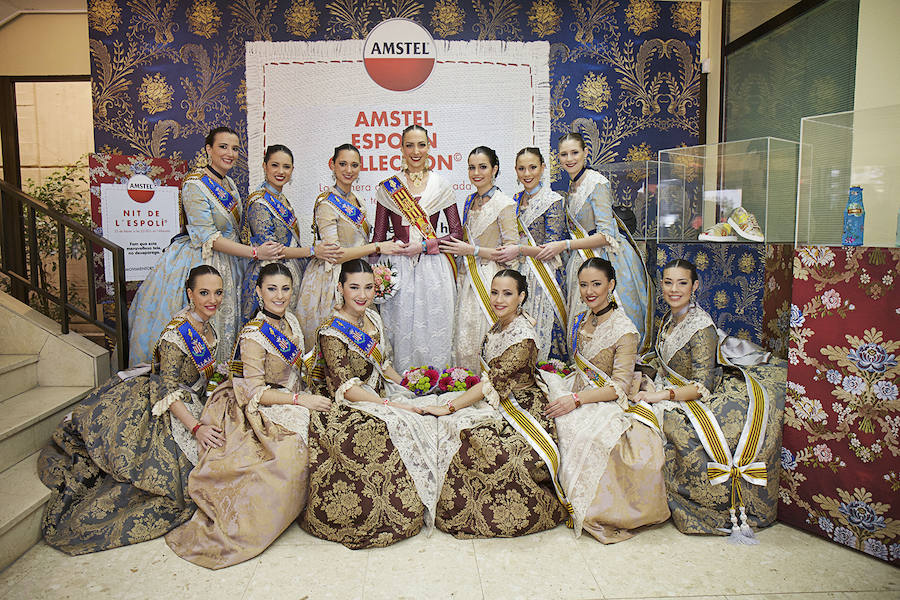 Fotos de la visita de Raquel Alario, fallera mayor de Valencia y su corte de honor a la fábrica de Amstel