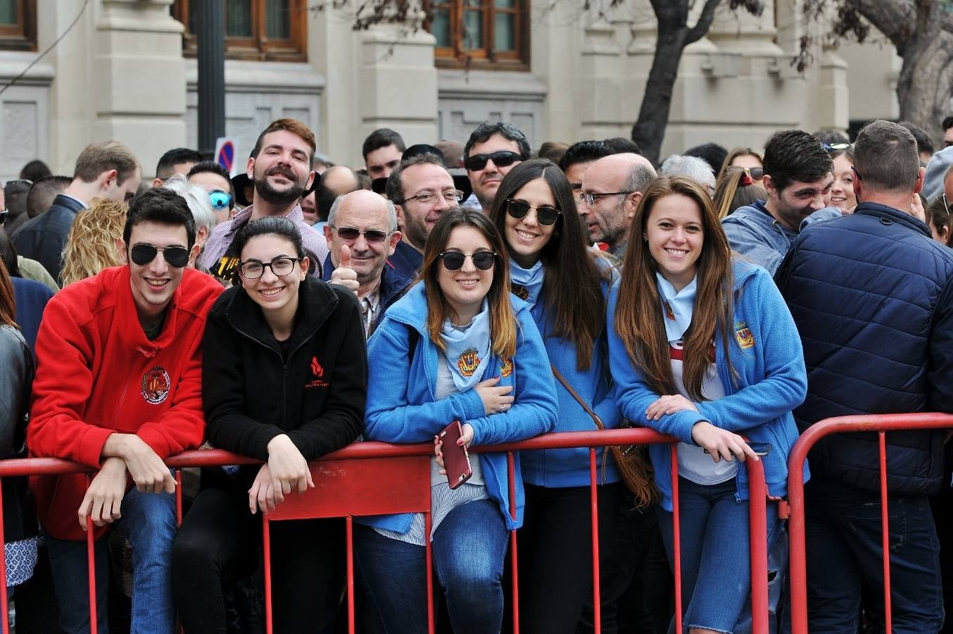 Búscate en las fotos de la tercera mascletà de las Fallas 2017, del 3 de marzo