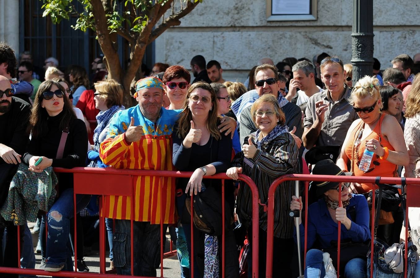 Fallas 2017 | Búscate en la mascletà del 6 de marzo