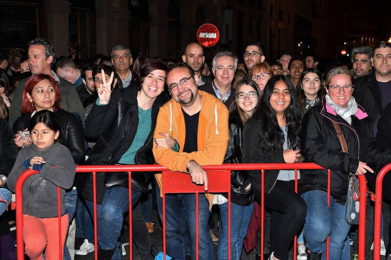 Fotos de la mascletà nocturna del sábado 11 de marzo. Fallas 2017