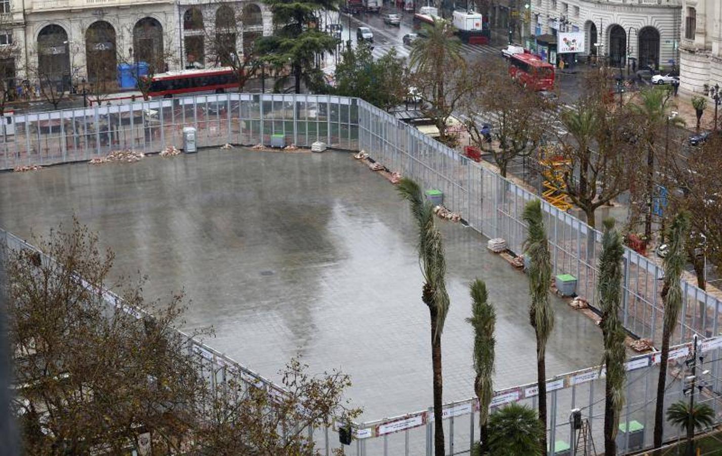 Fotos de los daños de la lluvia y el temporal en las Fallas de Valencia 2017