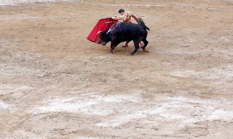 Fotos del cuarto festejo de la Feria de las Fallas de Valencia