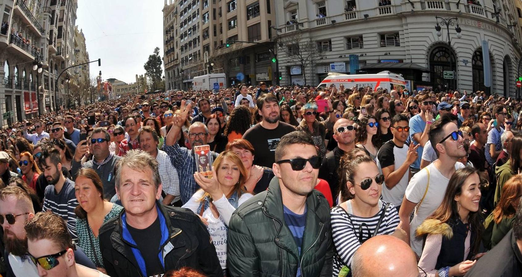 Búscate en la mascletà del 15 de marzo de las Fallas 2017