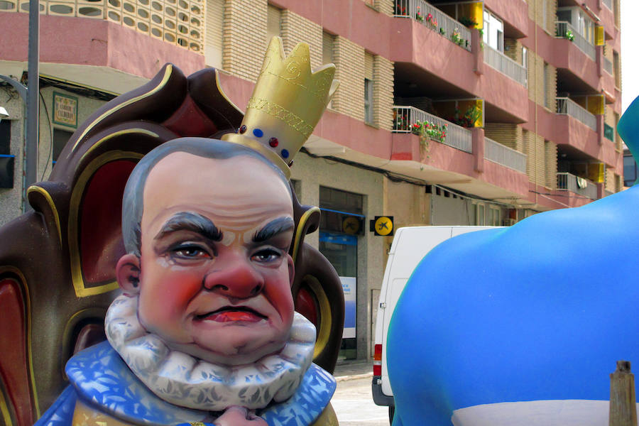 Fotos de las fallas de especial de Dénia