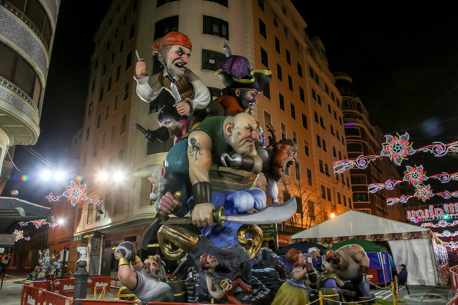 Falla Linterna-Na Robella-Barón de Cárcer Carlos Borrás Cabo