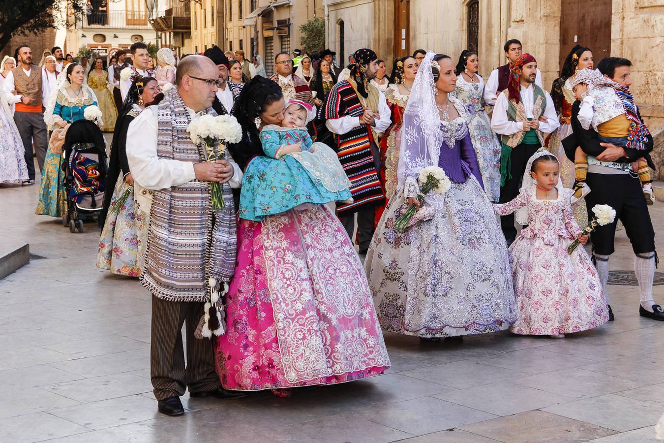 Fotos de la Ofrenda de las Fallas 2017 de hoy viernes (1)