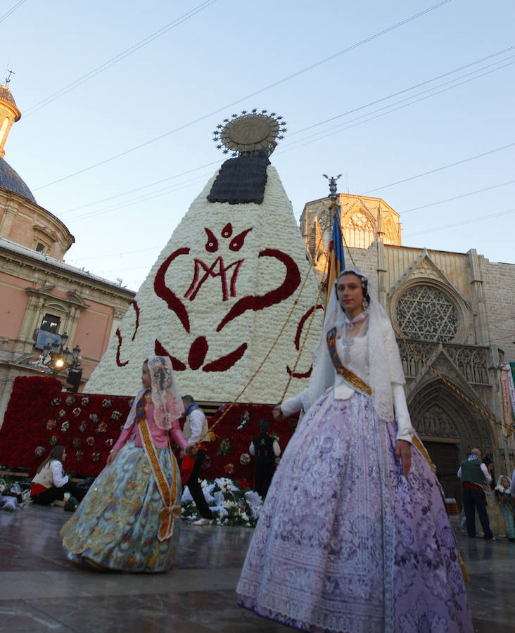 Fotos de la Ofrenda de hoy sábado 18 de marzo (1)