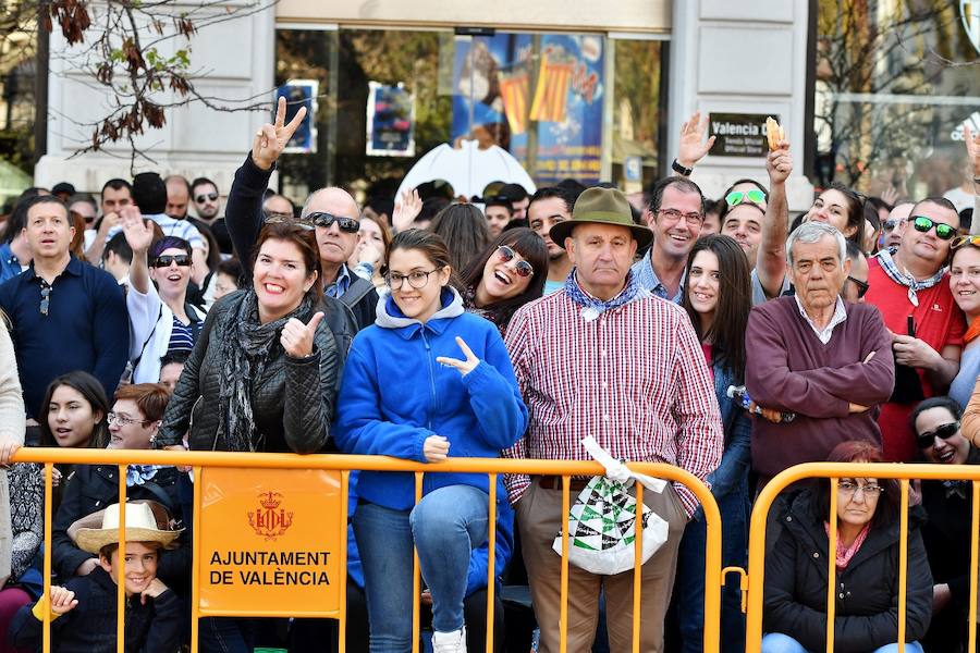 Fotos de la mascletà de hoy 19 de marzo