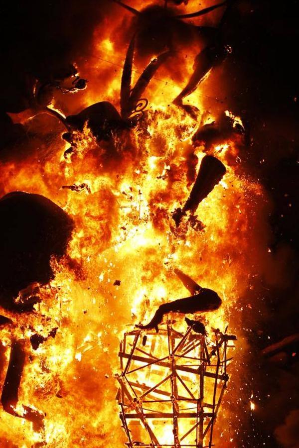 Fotos de la Cremà de las Fallas 2017