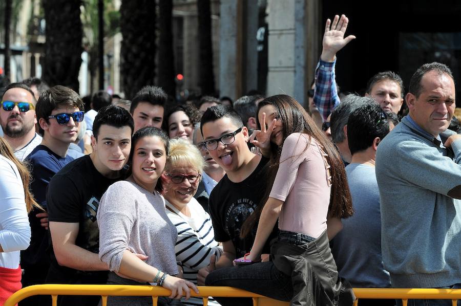 Búscate en la maslcetà del 26 de marzo en Valencia