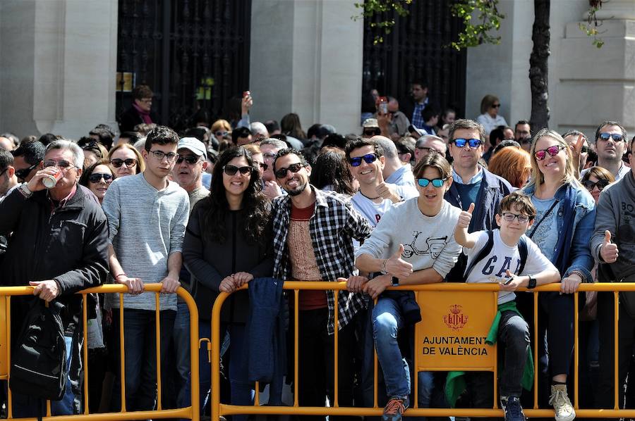 Búscate en la maslcetà del 26 de marzo en Valencia