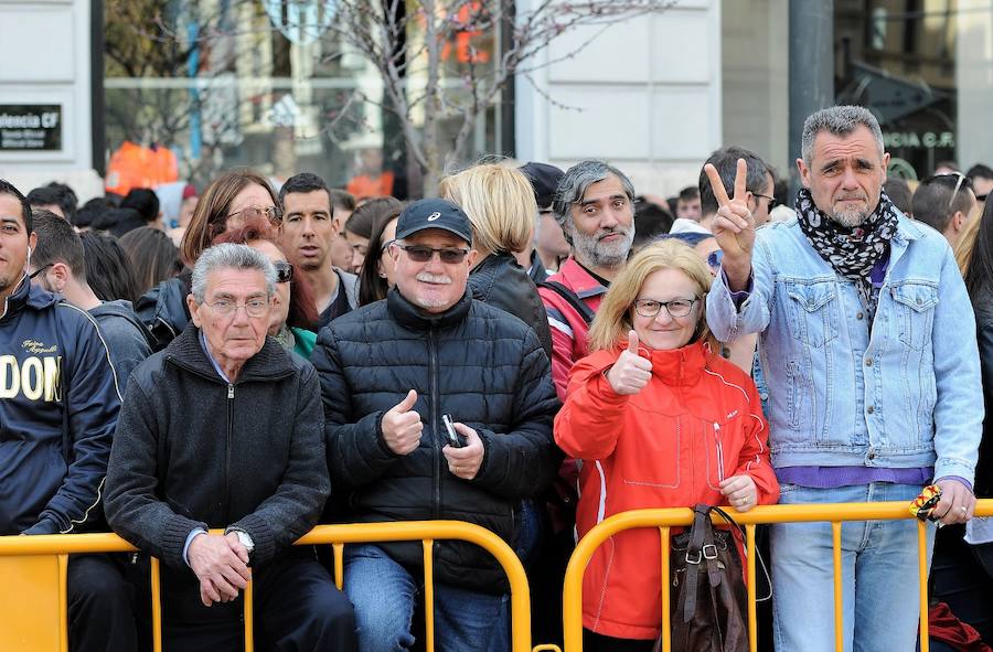 Búscate en la maslcetà del 26 de marzo en Valencia