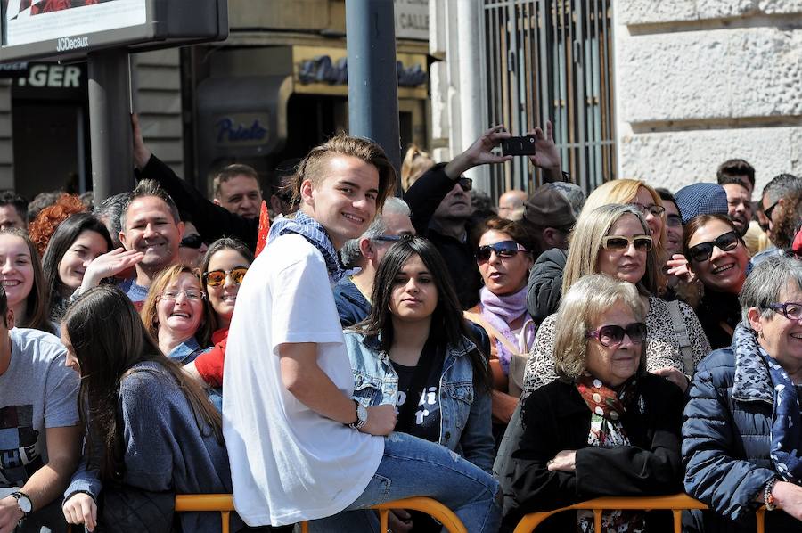 Búscate en la maslcetà del 26 de marzo en Valencia