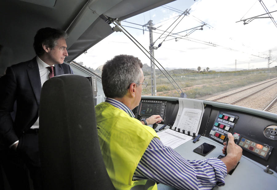 El ministro Íñigo de la Serna visita las infraestructuras del Corredor Mediterráneo entre Valencia y Castellón