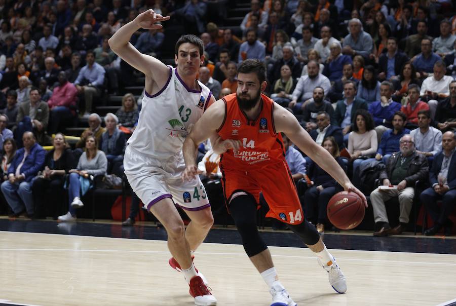 Fotos de la final de la Eurocup entre el Valencia Basket y el Unicaja