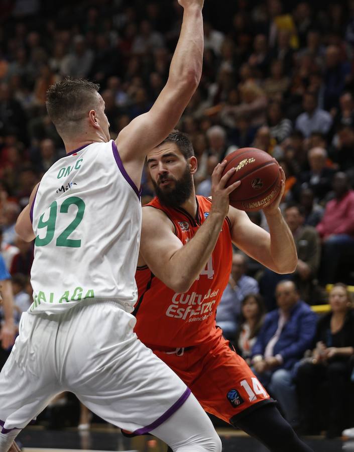 Fotos de la final de la Eurocup entre el Valencia Basket y el Unicaja