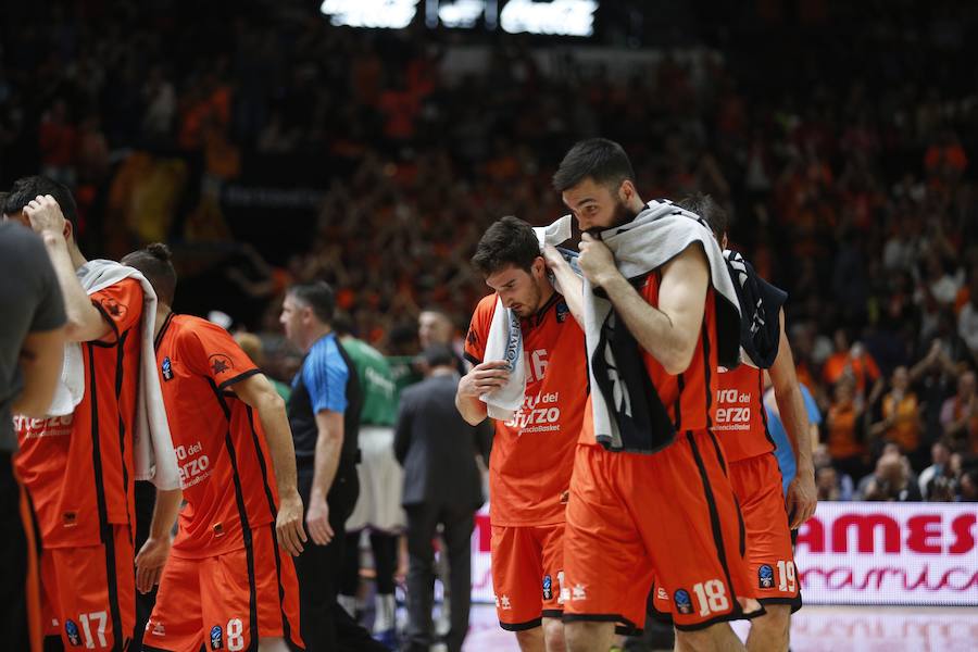 Fotos de la final de la Eurocup entre el Valencia Basket y el Unicaja