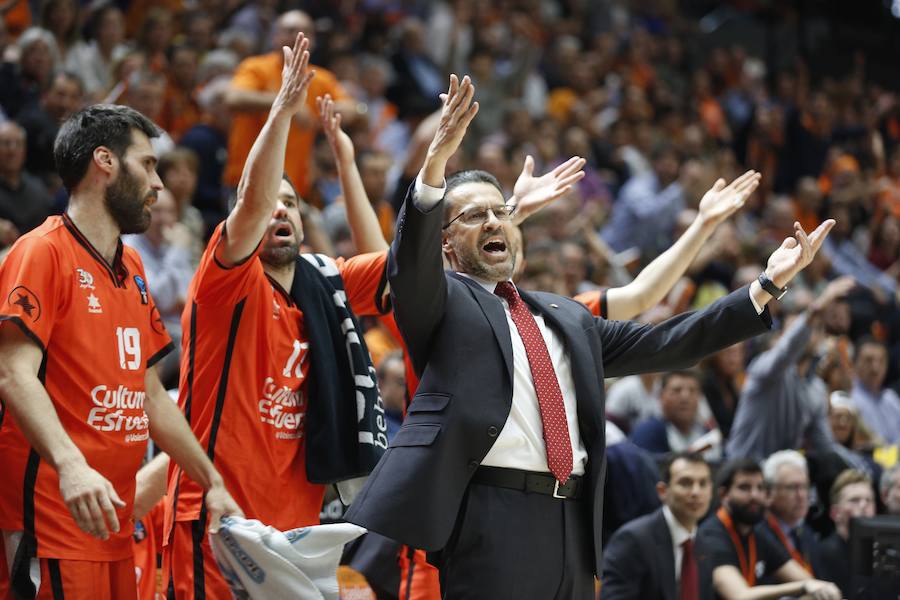 Fotos de la final de la Eurocup entre el Valencia Basket y el Unicaja