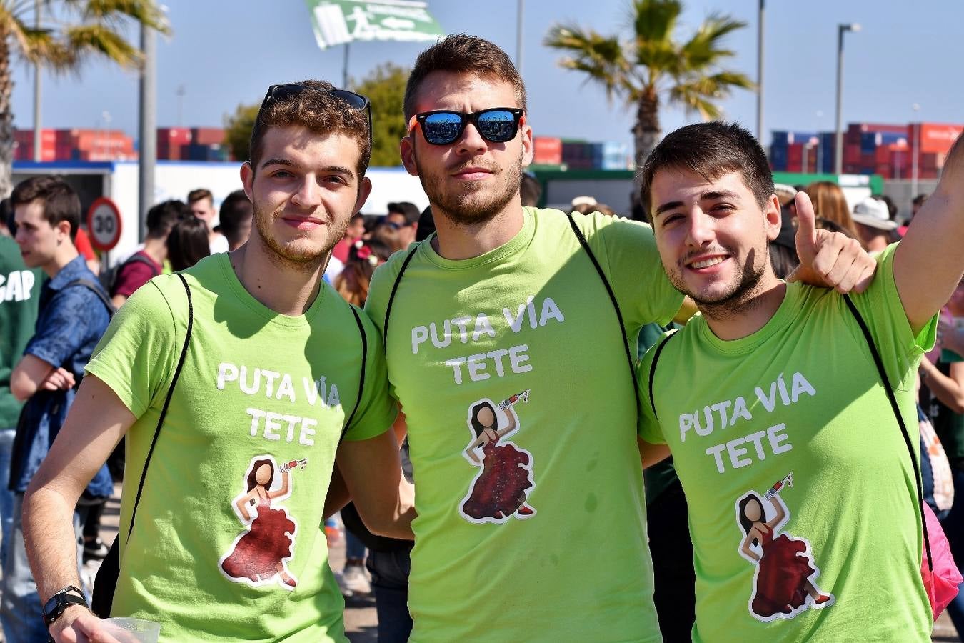 Fotos de las paellas universitarias en Valencia