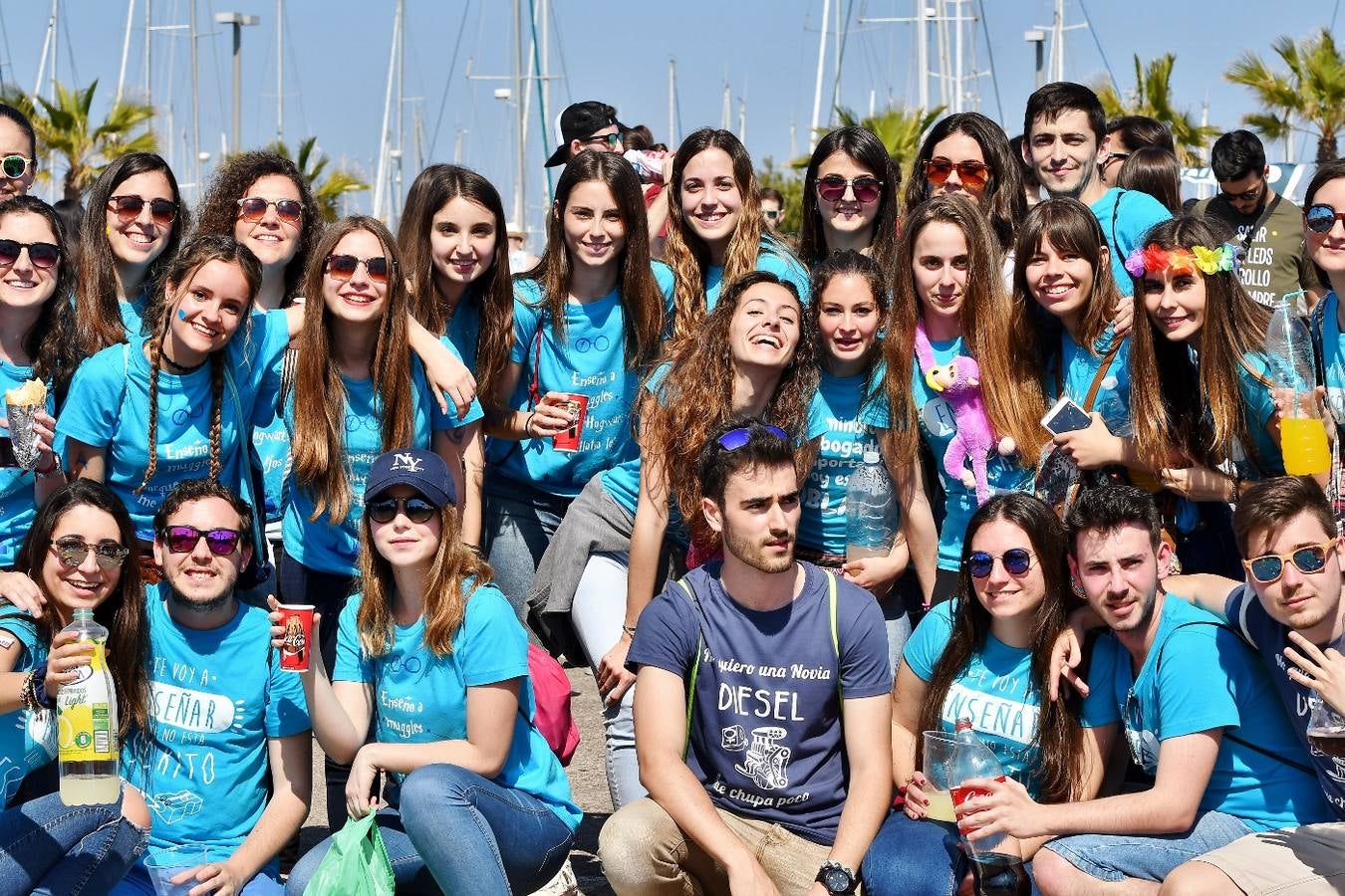 Fotos de las paellas universitarias en Valencia