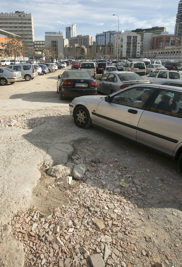 Fotos del parking de Hospital Arnau de Vilanova de Valencia