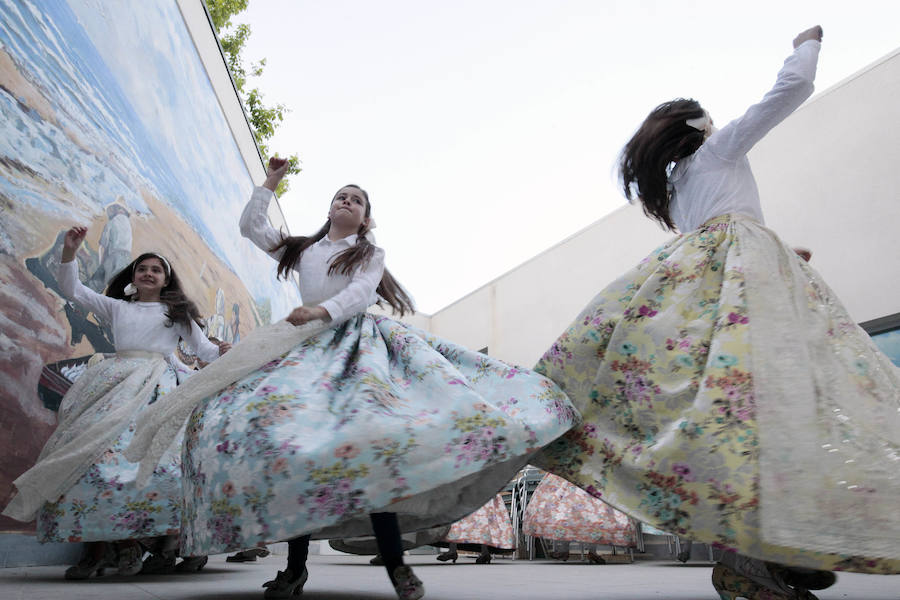 Fotos del ensayo de la dansà a la Virgen