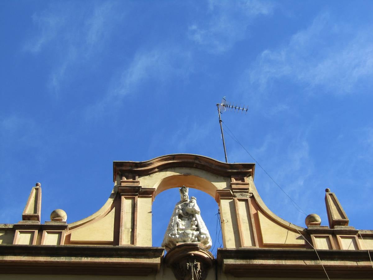 Virgen de los Desamparados en Gregorio Gea