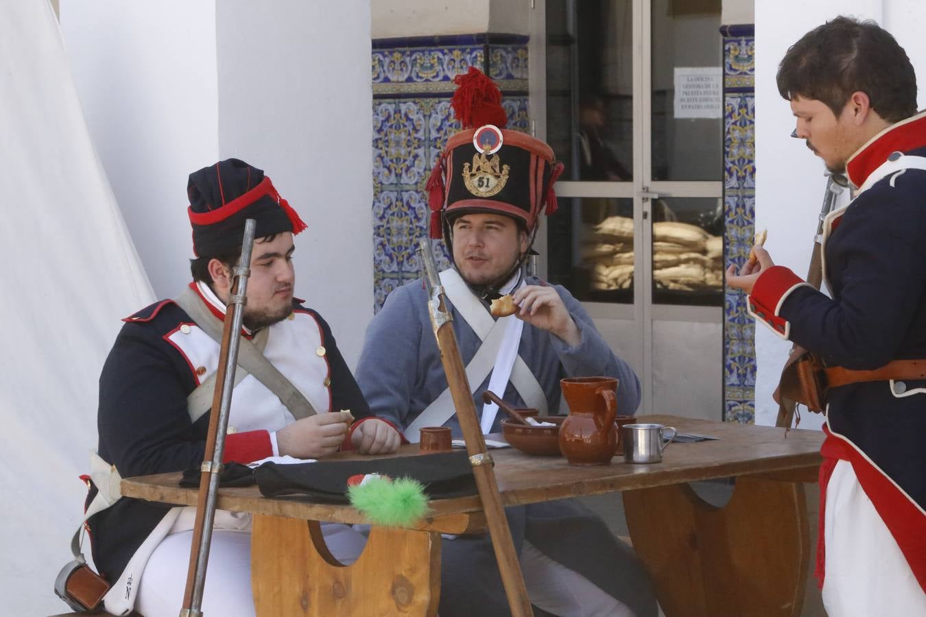 Fotos de la jornada de puertas abiertas del Museo Militar de Valencia