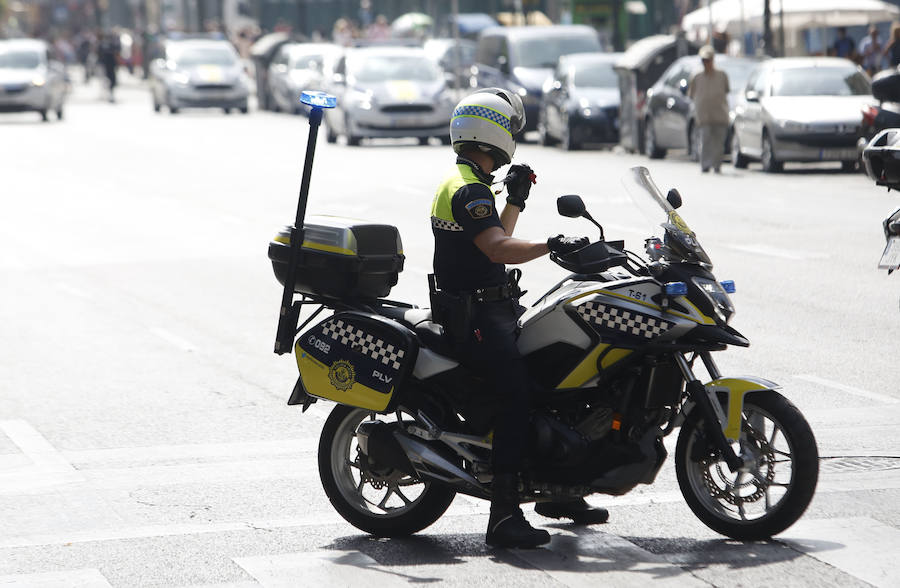 Fotos de la marcha ciclista en Valencia para pedir más protección y evitar atropellos