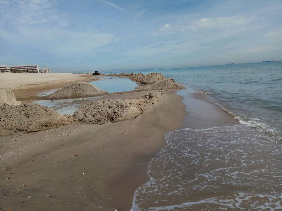 Fotos de la reconstrucción de la playa en la Casbah, El Saler