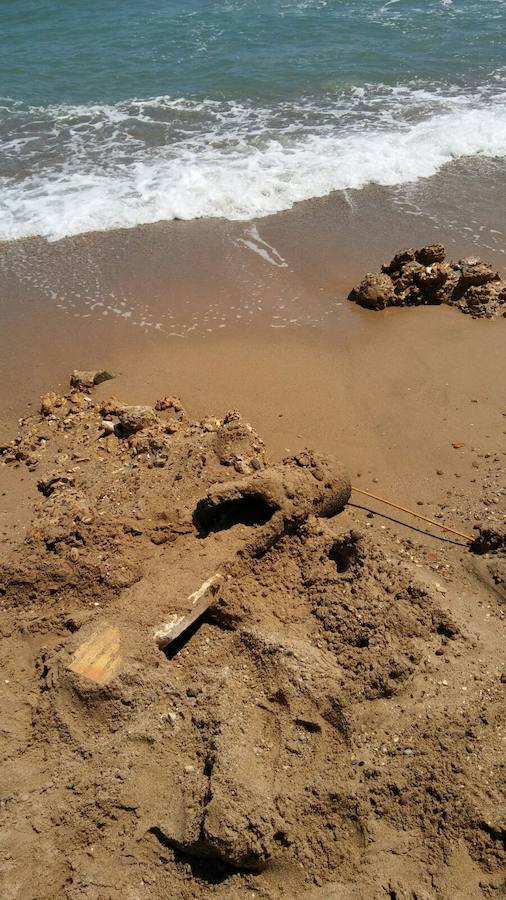 Fotos de la reconstrucción de la playa en la Casbah, El Saler