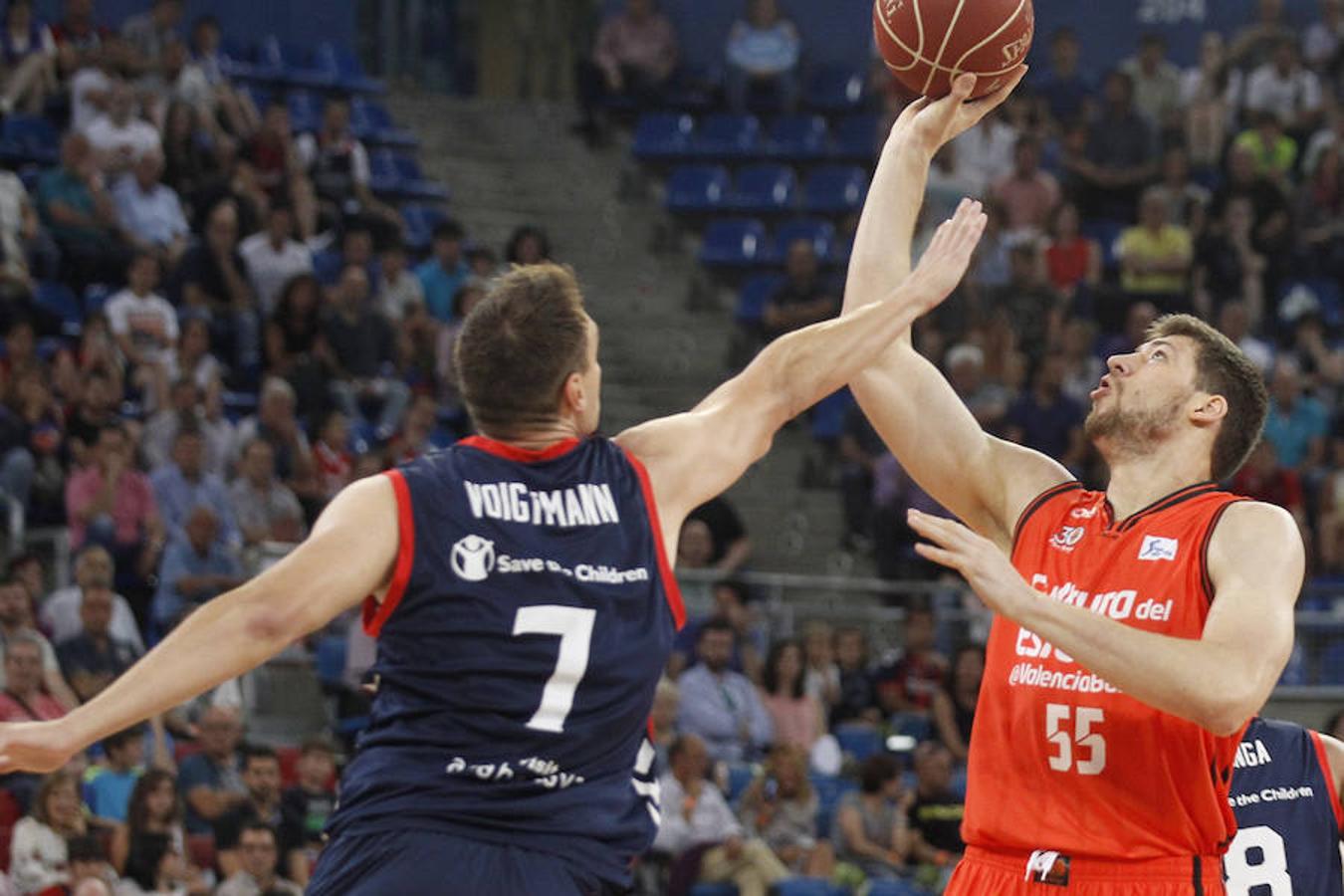 Fotos del Baskonia - Valencia Basket