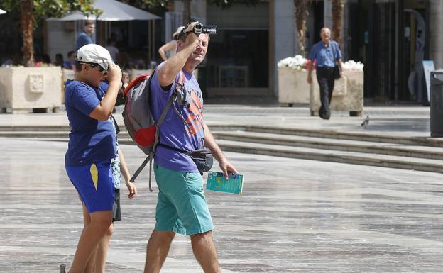 Turistas en Valencia. 