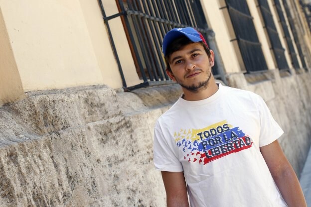José sigue ayudando en la organización estudiantil de Aragua desde Valencia. 