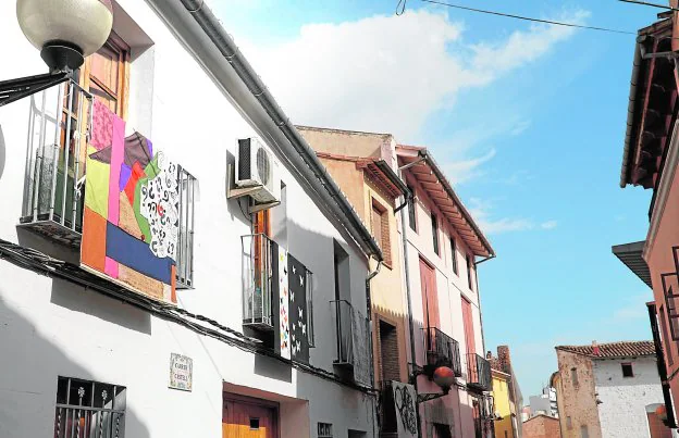 Balcones engalanados de Sagunto. 