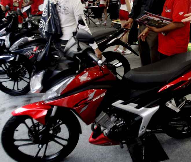 Tres condenados por una estafa de medio millón de euros con la venta de motos