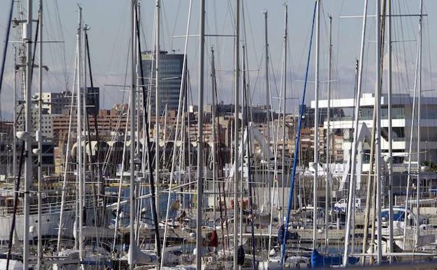 La Marina de Valencia refuerza la gestión para el cobro a morosos de 680.000 euros por amarres