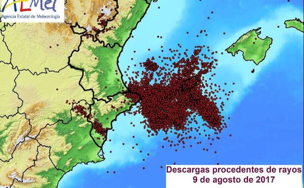 La tormenta deja 24.436 rayos, la mayoría entre la costa alicantina e Ibiza