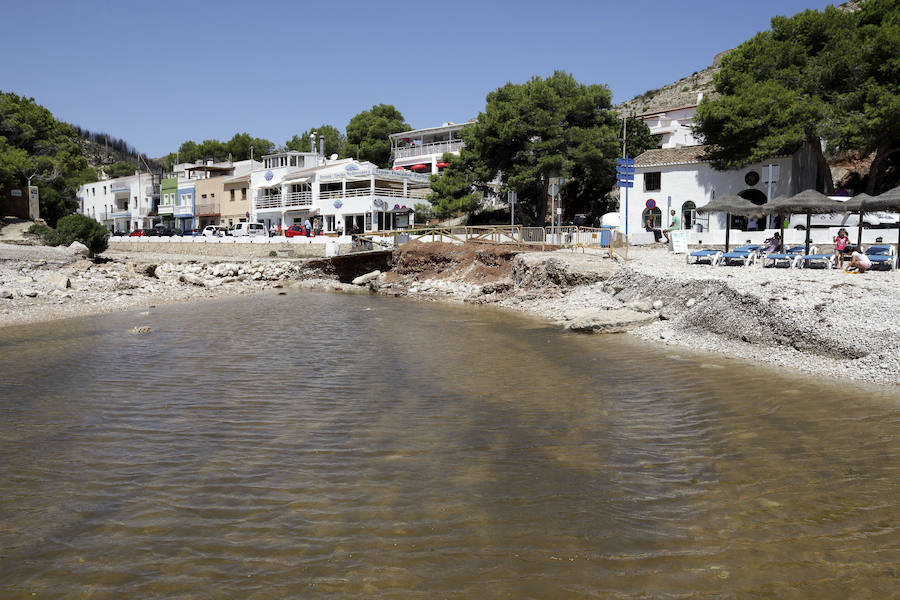 Las lluvias en Dénia superan los 79 litros y obligan a cerrar varios caminos