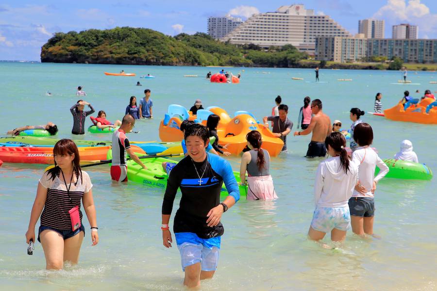 Fotos de la playa Tumon en la isla de Guam