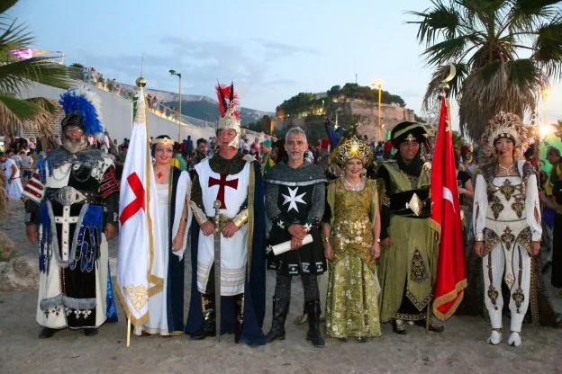 Dénia se prepara para  el gran desfile de gala