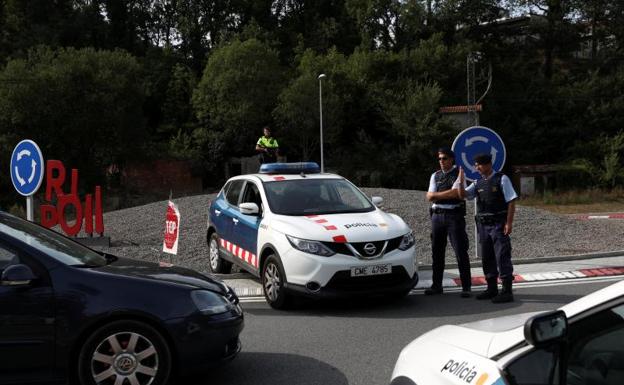 Control policial en Ripoll.