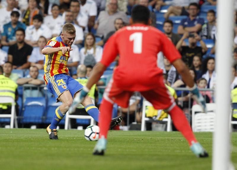 Real Madrid y Valencia se enfrentaron en el Bernabéu en la 2ª jornada de Liga.